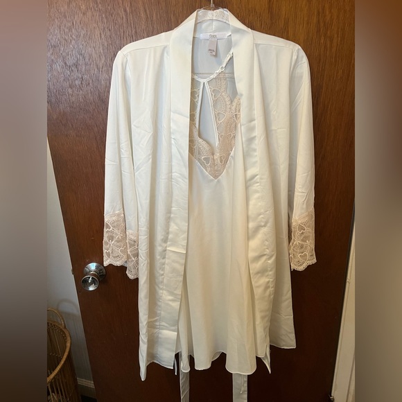 Flora by Flora  Nikrooz Kit Matte Chemise and Cover Up - Picture 4 of 9